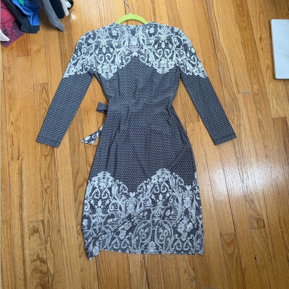 NWT BCBGMaxAzria Adele Paisley Lace Wrap Dress #0071 - Picture 3 of 7